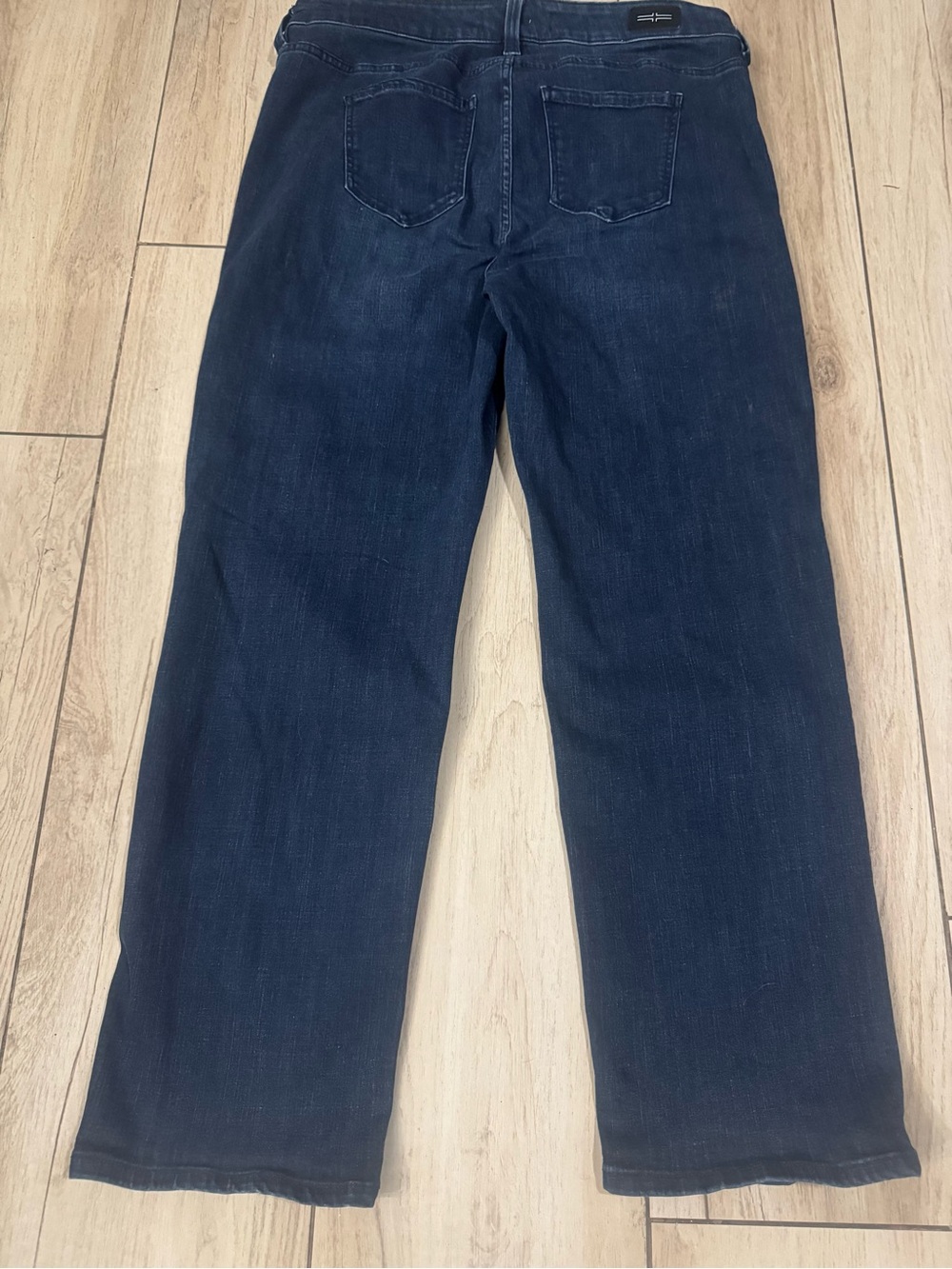 Liverpool The Straight Women's 16W Denim (Clifton Dark) - Picture 4 of 14